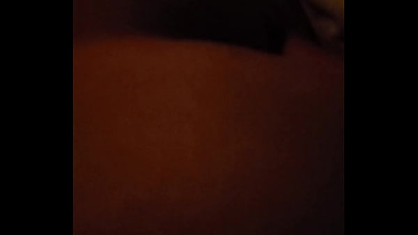 Play MP4 - Wife gets Fingered from behind