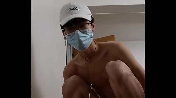 Asian Twink boy tease you with white socks 