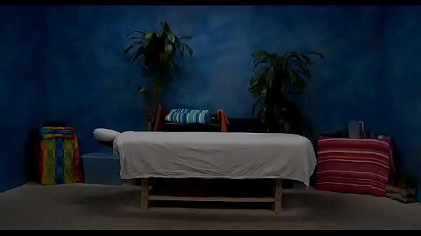 Nonton Huge Dick Rams Tight Pussy thumbnail