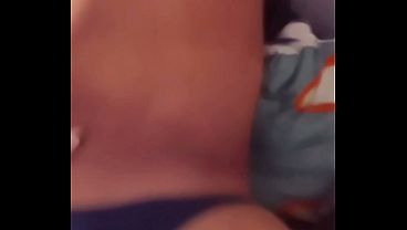 Nonton Cuando El Taxista Arranca... Le Corro La Tanga A Su Esposa Culona E Infiel thumbnail