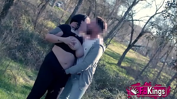 They all_want an encore: SUPER BUSTY Sandra makesa public sex comeback!