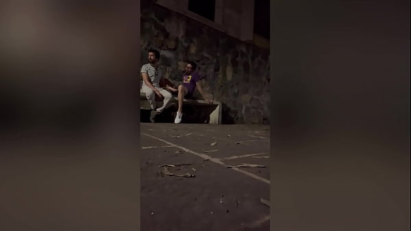 Play MP4 - de noche diversion