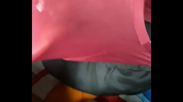 Play MP4 - Free time in my room