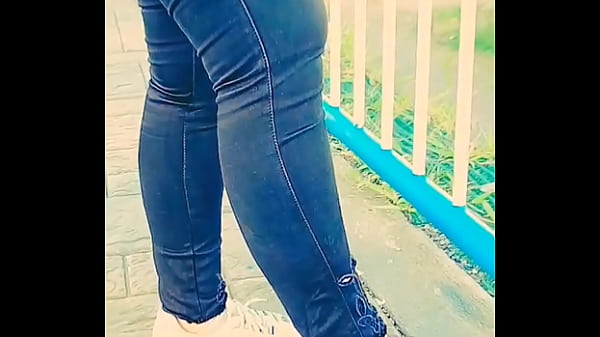 Play MP4 - Mi Madrastra De un Culo Enorme Me pide Sexo&comma; y la Grabo con el celular Y lo subo a Tik Tok