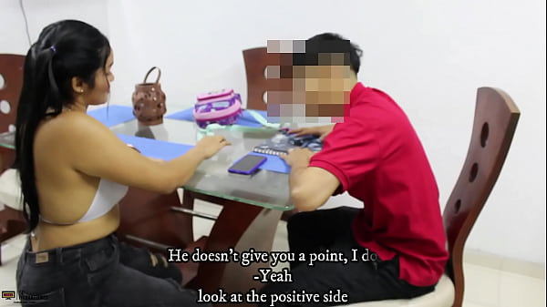 Play MP4 - Mi compa&ntilde;ero de clase me lleva a su casa para estudiar y me termina follando  HISTORIA COMPLETA