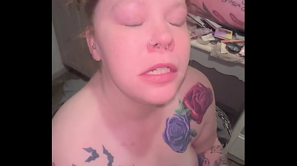 Play MP4 - Quick gags chubby redhead