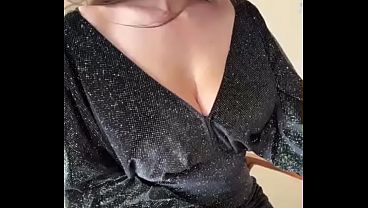 Nonton Biggest Milky Boobs My Milf thumbnail