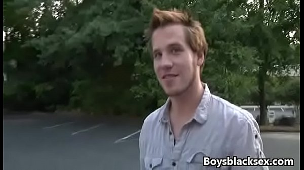 Black Gay Muscular Man Fuck WHite Skinny Boy 03 