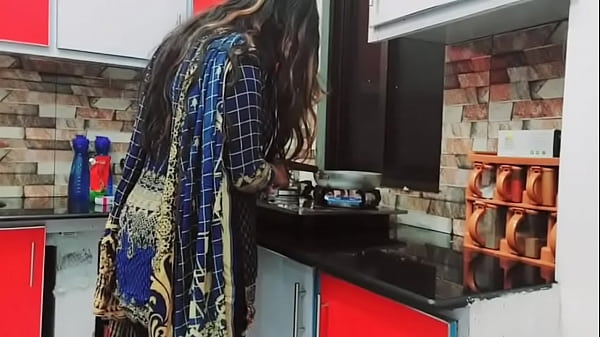 Play MP4 - Full Video &colon; Pakistani Beautifull Wife Fucked In Kitchen While She Is Cooking With Clear Audio
