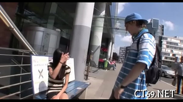 Babe receives cumsprayed