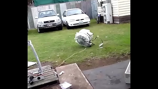 Le mando merca a mi lavarropa y empezo a hacer ruidos raros 