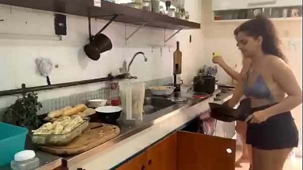 paolabuzzone vaza calcinha, direto da twich e toma ban ao vivo 