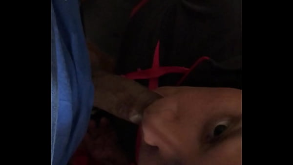 Peruana le encanta chupar pinga 