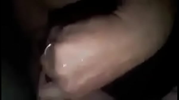 Jugando con mi dildo 