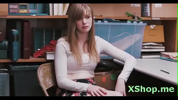 Curvaceous_teen Dolly Leigh gets amazed by_big love rocket