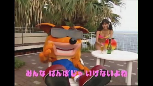 Rat fucks 2 asian women in very cool musical video 