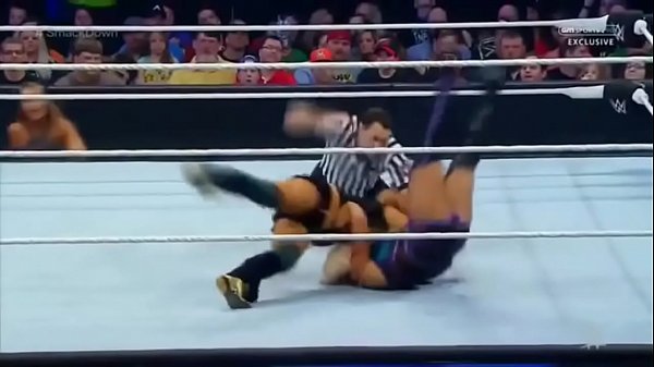 Dana Brooke vs Becky LynchSmackDown