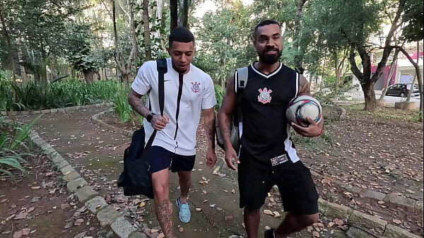 Nonton Fui Devorada Pelos Jogadores Do Meu Time Favorito Dp Os Pauzudos Anal thumbnail