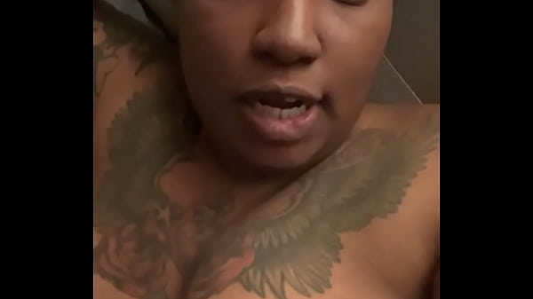 Listen i&rsquo;m not your favorite female rapper stop komparing 2 her cause who i am i really went thru things 2 be og shabrim 