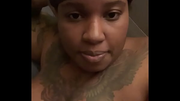 Listen i&rsquo;m not your favorite female rapper stop komparing 2 her cause who i am i really went thru things 2 be og shabrim 