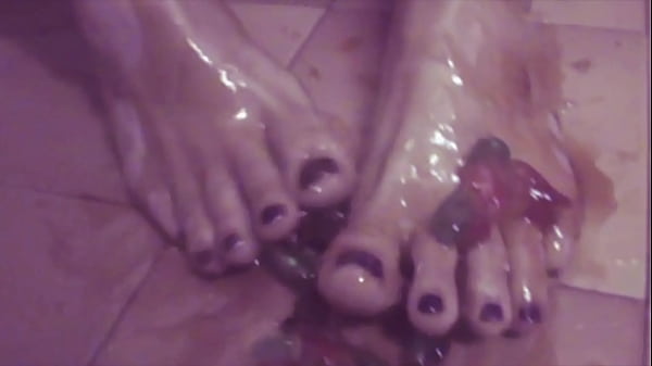 Trailer Da Ninfeta Os Pezinhos Lambuzados thumbnail