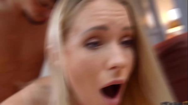 Play MP4 - PIE4K&period; Ovulation as Cause of Multiple Ejaculation