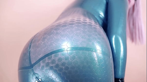 Wearing New Latex Catsuit And Enjoy thumbnail