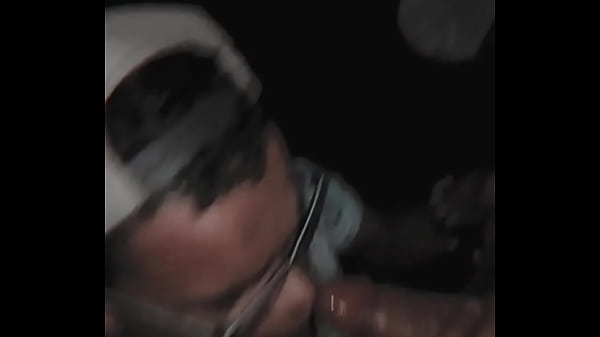 Play MP4 - Sucking and fucking in the darkroom