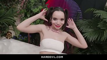 Nonton Petite Brunette Selina Imai Takes On Bryan In An Intense Throat And Pussy Experience You Can't Miss! thumbnail