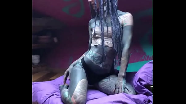 Behind the scene from my shooting with anna you wanna see more behind the scenes #inkedmodel #tat