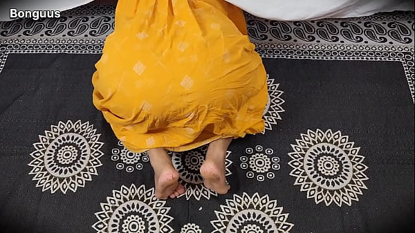 Play MP4 - RIya Stuck under the Bed I fucked Her wet pussy from the back