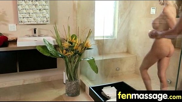 Fantasy Massage Babe gets a House Call_3