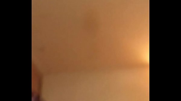 Nonton Bitch thumbnail