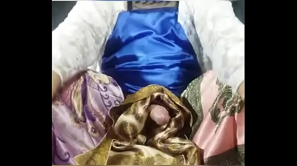 Sexy satin sex xxx...parte 1 