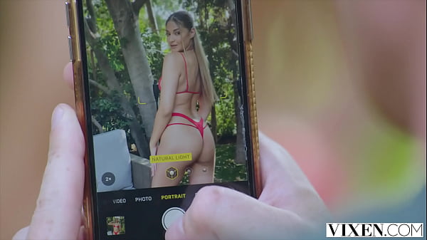 Play MP4 - VIXEN LETS RIDE