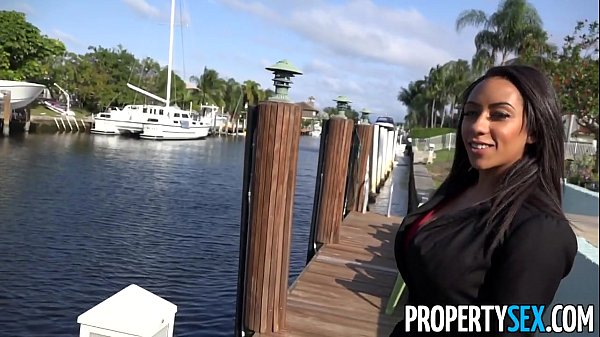 Play MP4 - PropertySex - Busty real estate agent uses tits and ass to sell house