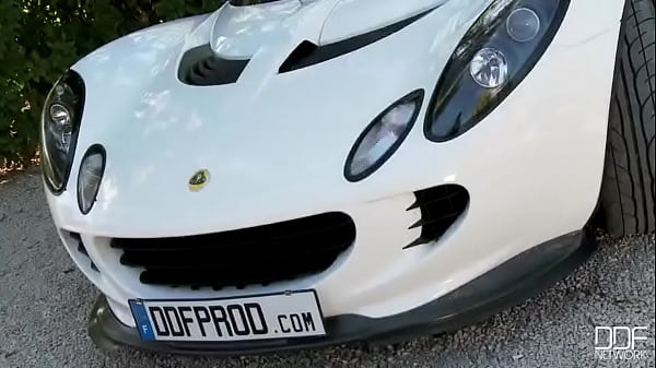 She'_ll make you Horny!