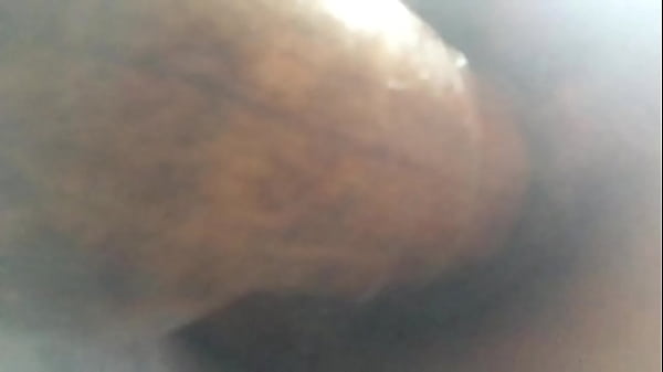 Fit guy play with toy 