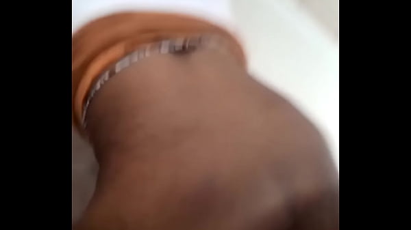 Whytehawk my maid bentover quickly inthe bathroom