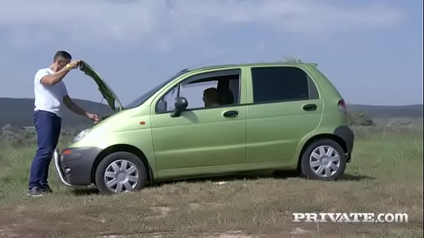 Hot Hitchhiker Alana_Moon Gets a Creampie