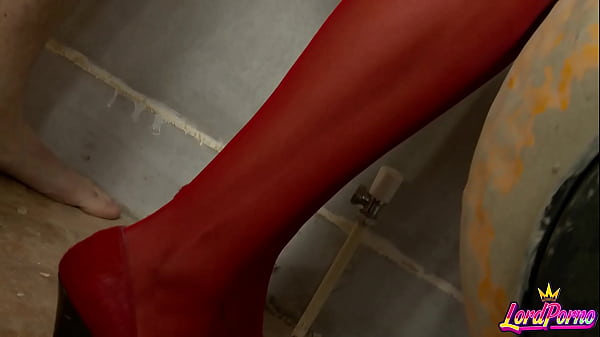 Pierced pussy babe india babe in her gorgeous red dress 