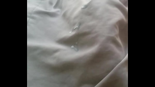 Play MP4 - CockneyJoe Huge Cumshot Release