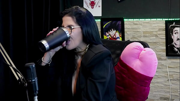 Nonton Safada Faz Stripper, Mostra Os Peitos E A Buceta Ap&oacute;s Dizer Que Engole E Brinca O Gozo - Leticia Braga (watch On: Sheer/red) thumbnail