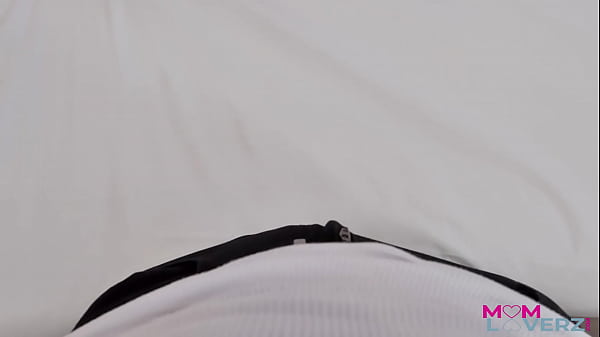 Play MP4 - Nasty Milf Sarah Taylor Helps Stepson Loosen up