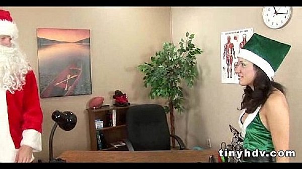 Nonton Real Amateur Teen Pussy Tia Cyrus 1 3 91 thumbnail