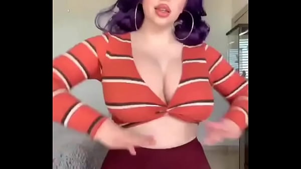 Quien es ella??????? 