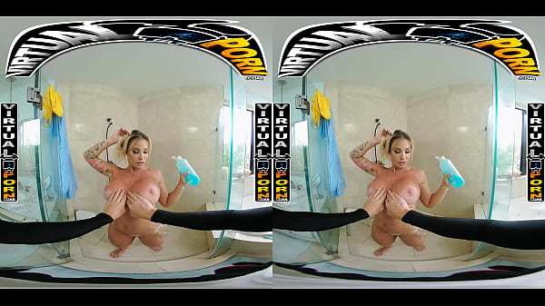Play MP4 - VIRTUALPORN&period;COM - Busty Blonde MILF Robbin Banx Seduces Step Son In Shower