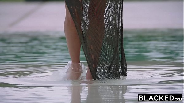 Nonton Blacked Stunning Gal Wants A Bbc thumbnail