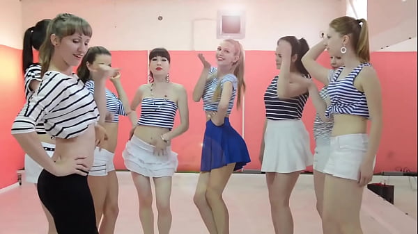 Go go dance pin up russian girls dance lub 