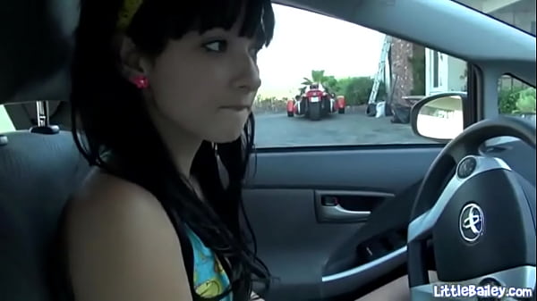 Little Bailey learns to drive 